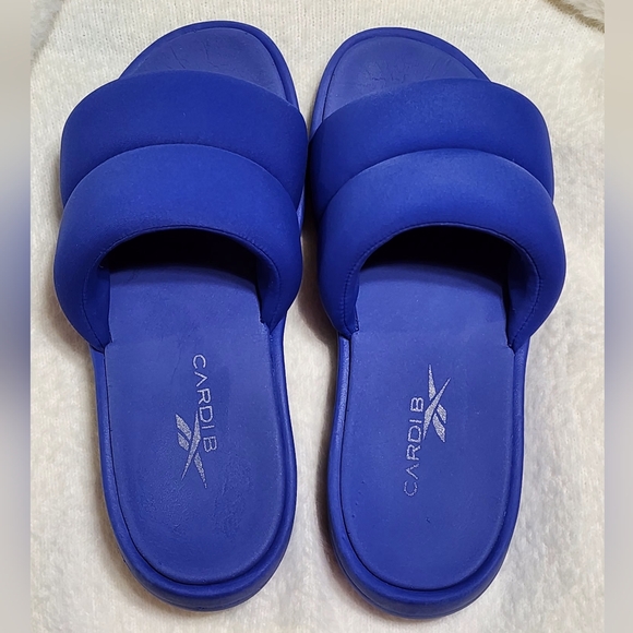 Reebok CardiB Slides Size 9 - Picture 4 of 5